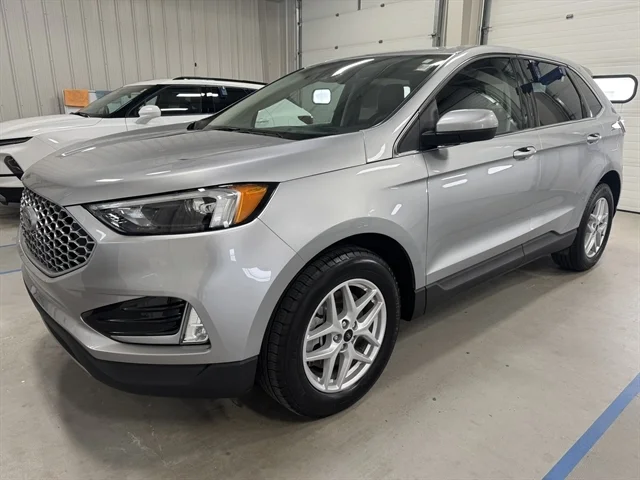 Used 2024 Silver FORD SEL image 9