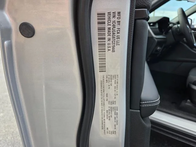 New 2026 Silver Zynith Jeep Laredo X image 20