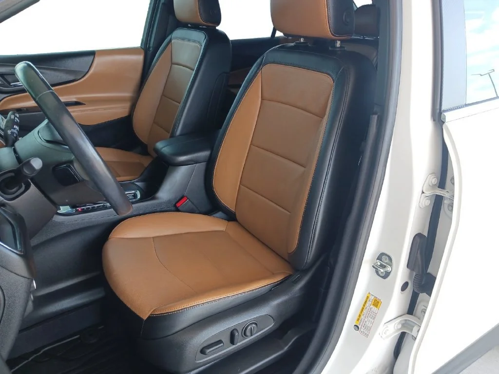 Used 2018 IRIDESCENT PEARL TRICOAT Chevrolet Premier image 27