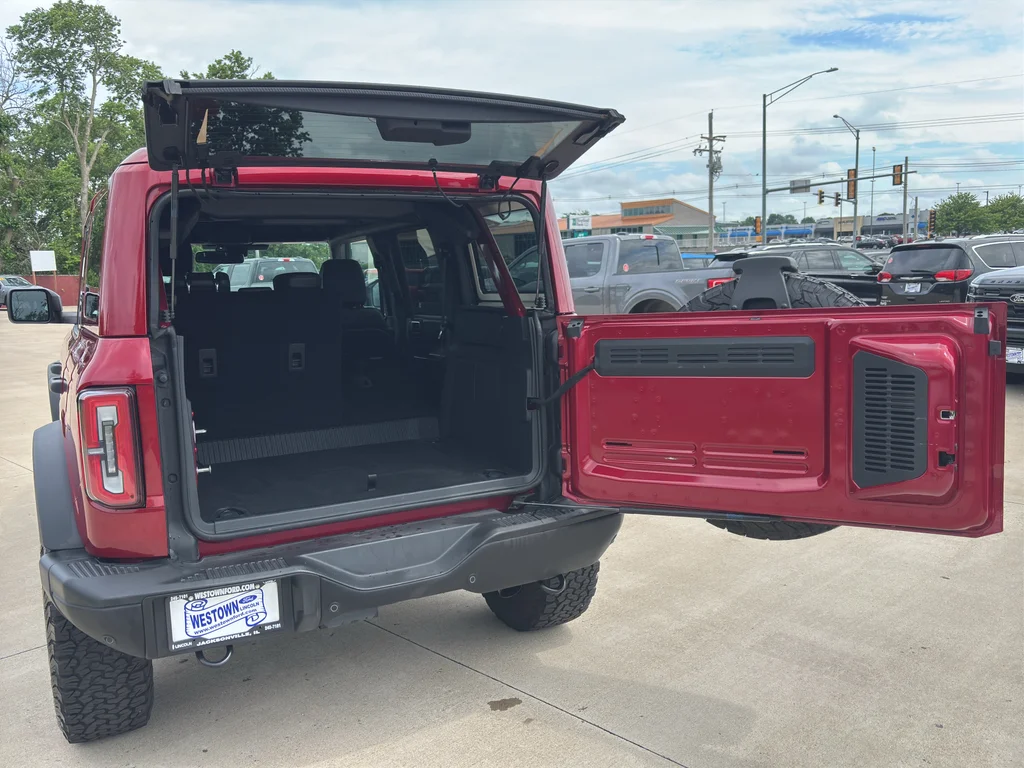 Used 2025 Ruby Red Metallic Ford Badlands image 24