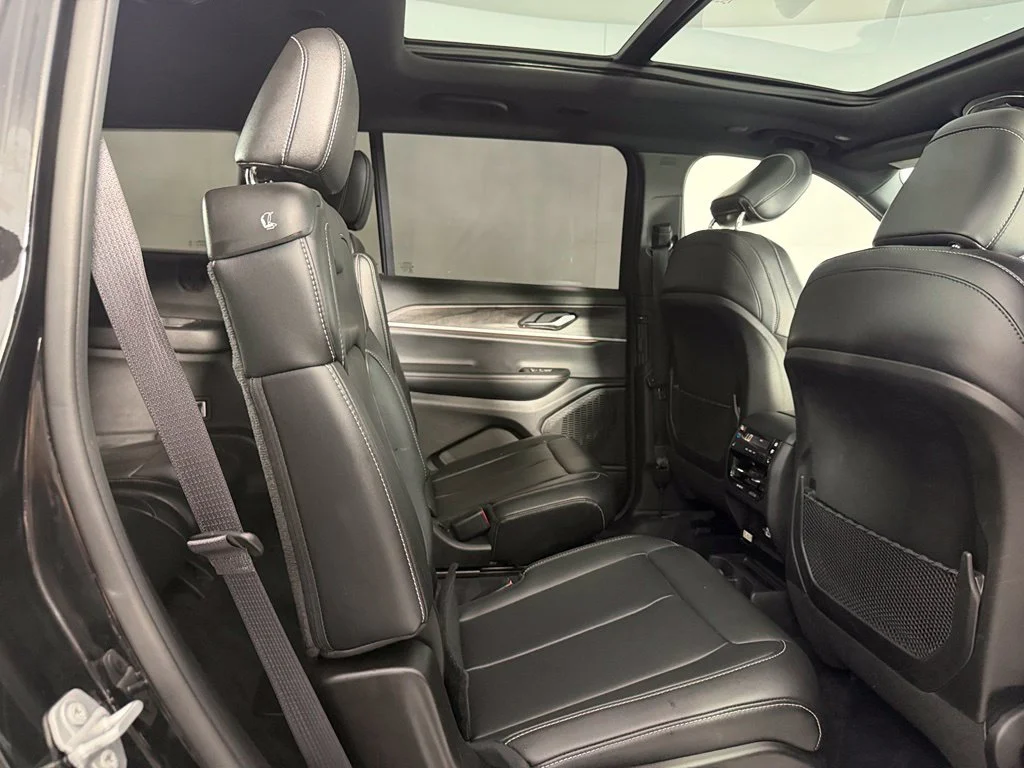 Used 2025 Black Jeep Limited image 21