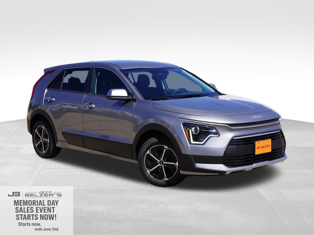 2023 Kia Niro LX HEV's photo