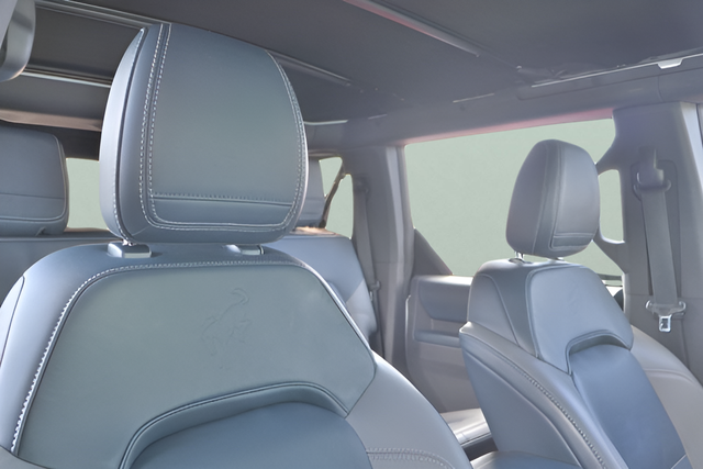 Used 2022 Oxford White Ford Outer Banks image 18