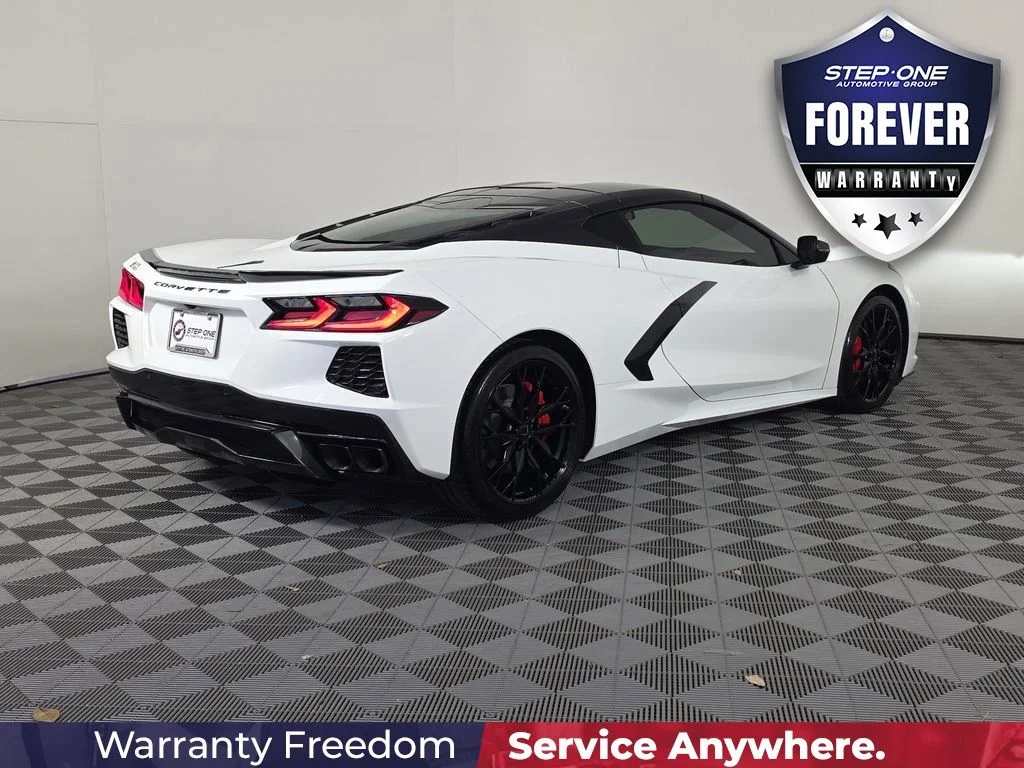 Used 2023 White Chevrolet Stingray image 8