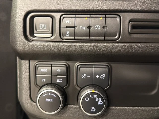 Used 2023 Gray Chevrolet LT image 41