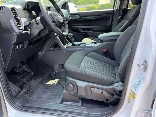 New 2026 Oxford White Ford XL image 22