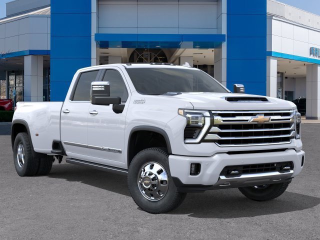 New 2026 Polar White Tricoat Chevrolet High Country DRW image 8