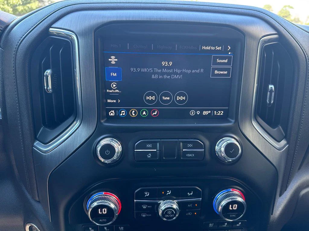 Used 2022 Pacific Blue Metallic GMC 