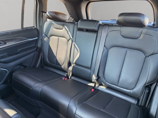 Used 2024 Silver Zynith Jeep Anniversary Edition image 14