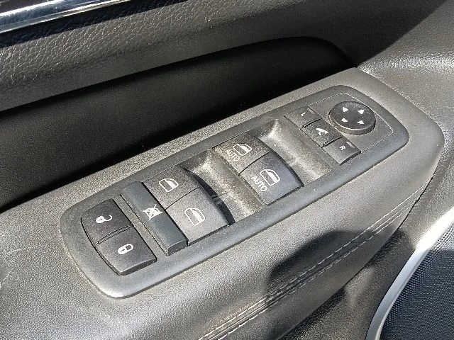 Used 2020 Black Jeep Summit image 12
