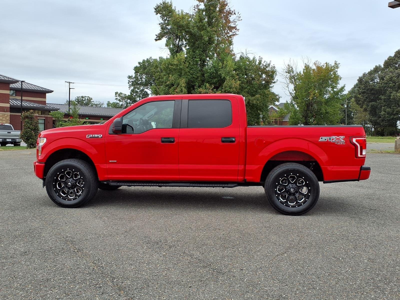 Used 2017 Race Red Ford XL image 3