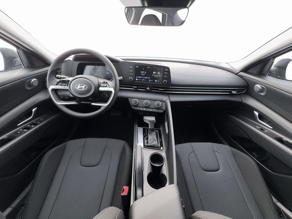 New 2026 Ecotronic Gray Hyundai SE image 13