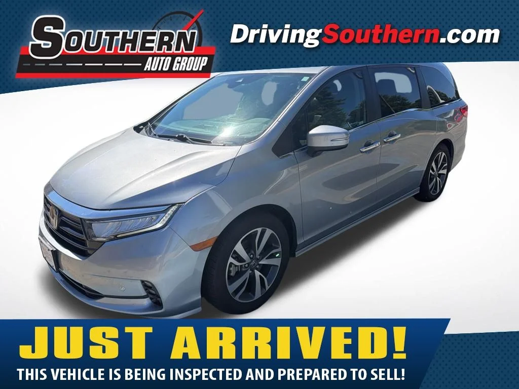 2023 Honda Odyssey Touring's photo