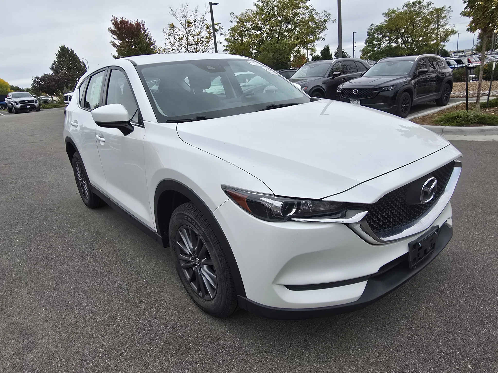 Used 2019 Snowflake White Pearl Mica Mazda Sport image 7