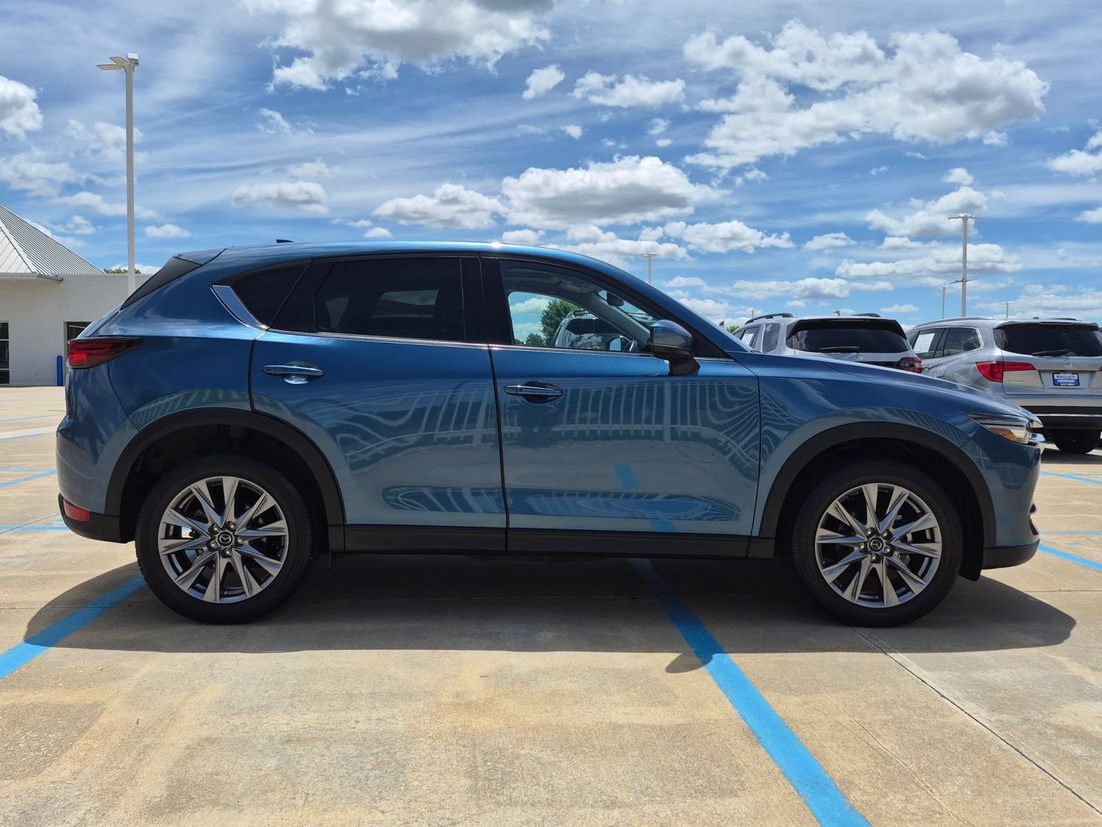 Used 2021 Eternal Blue Mica Mazda Grand Touring AWD image 5