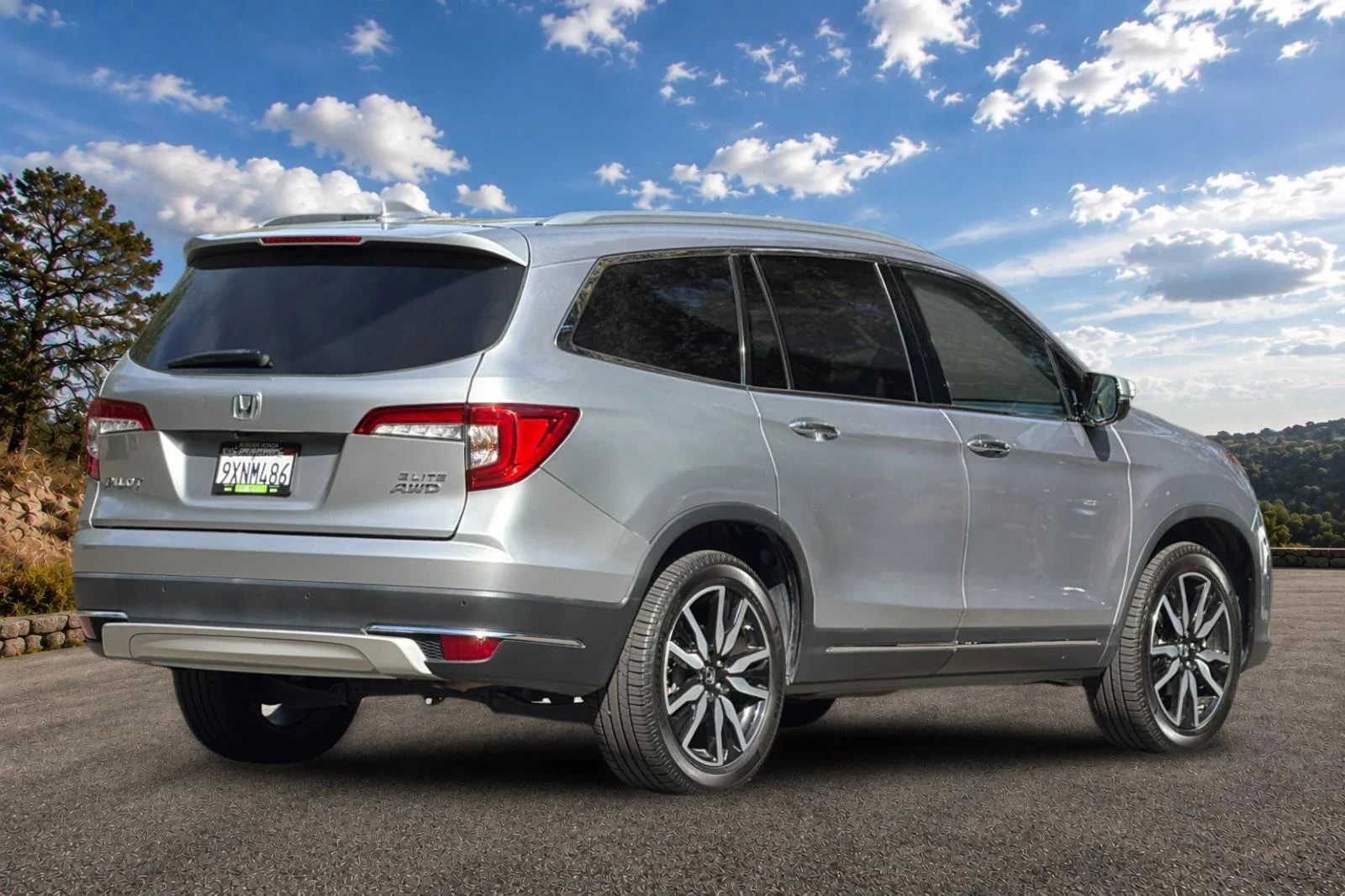 Used 2021 Lunar Silver Metallic Honda Elite image 5