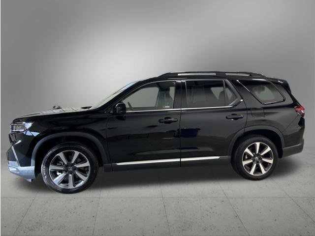 Certified Used 2025 Crystal Black Pearl Honda Touring image 3