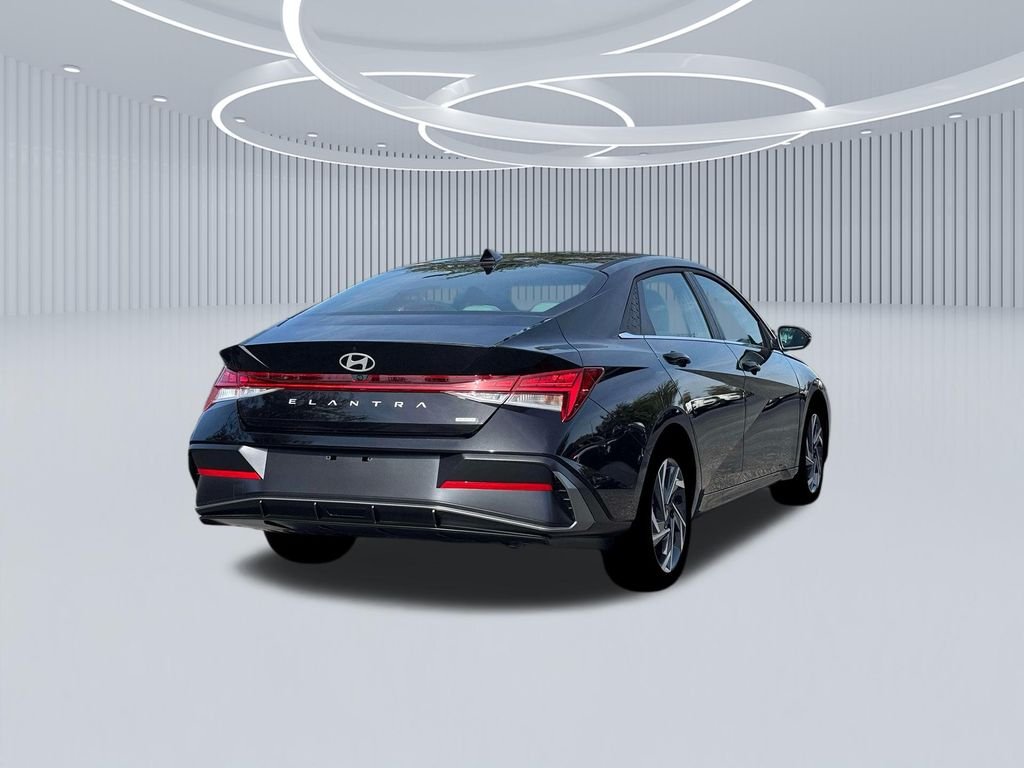 New 2026 Black Hyundai Limited image 7