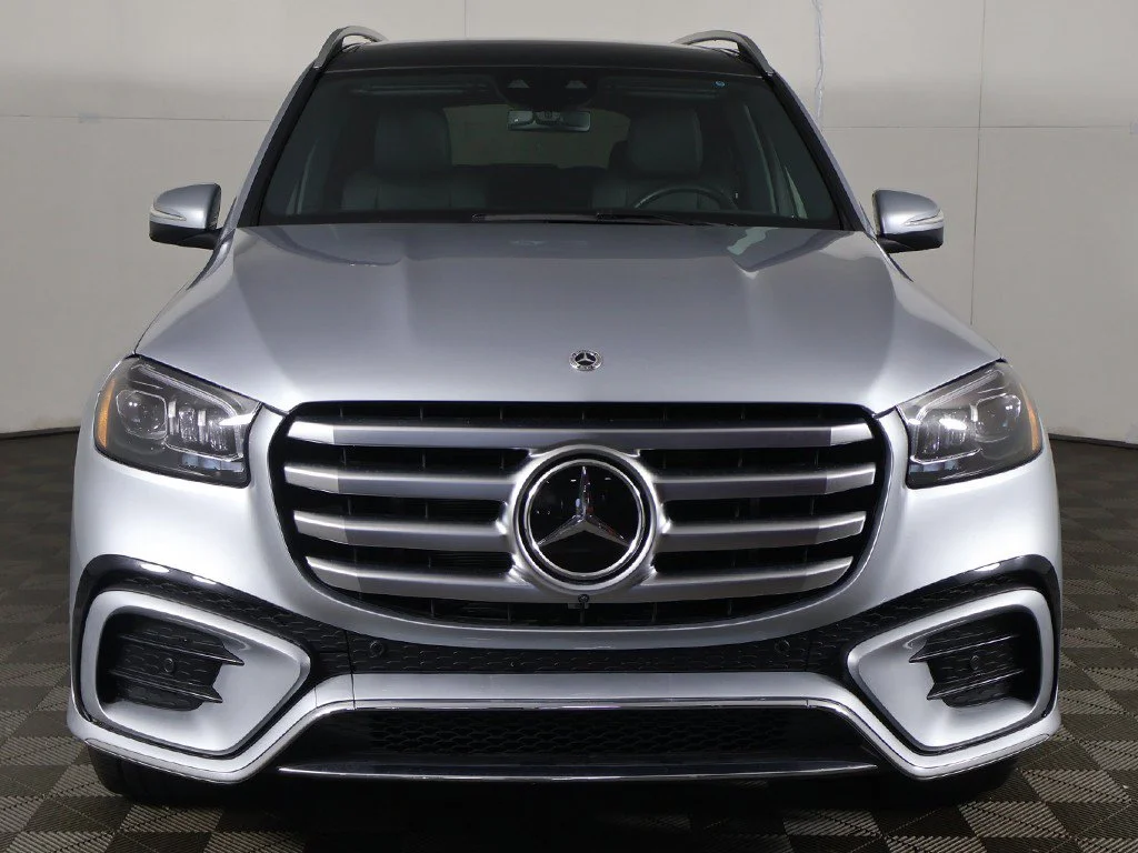 Used 2025 Silver Mercedes-Benz GLS 450 image 15