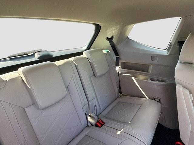 2026 Volkswagen Atlas SE w/Tech - Photo 23