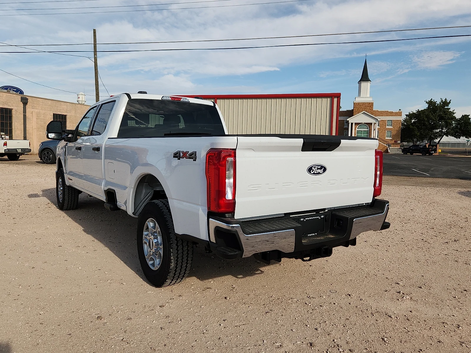 New 2027 Oxford White Ford XLT image 5