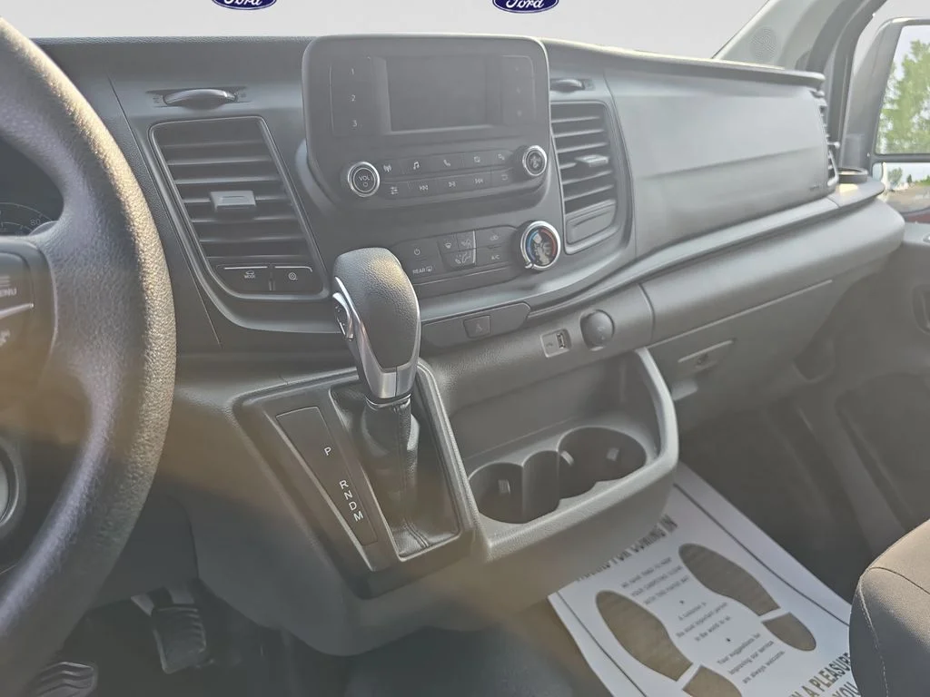 Used 2024 Oxford White Ford Base image 9