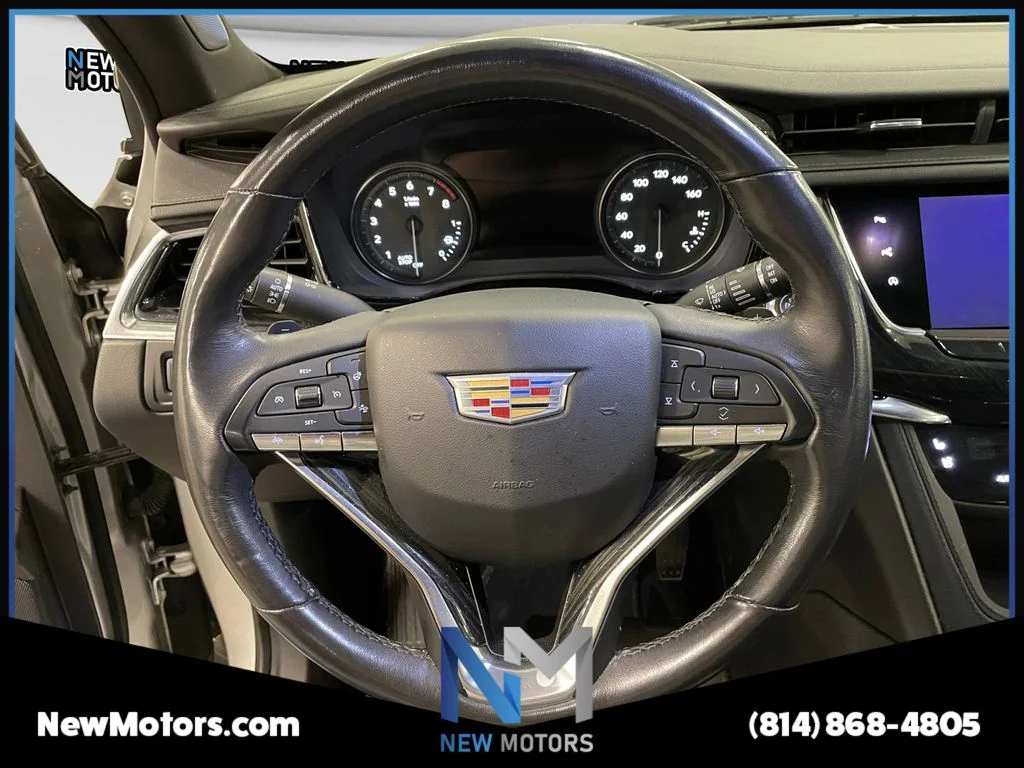 Used 2020 Radiant Silver Metallic Cadillac Premium Luxury image 12