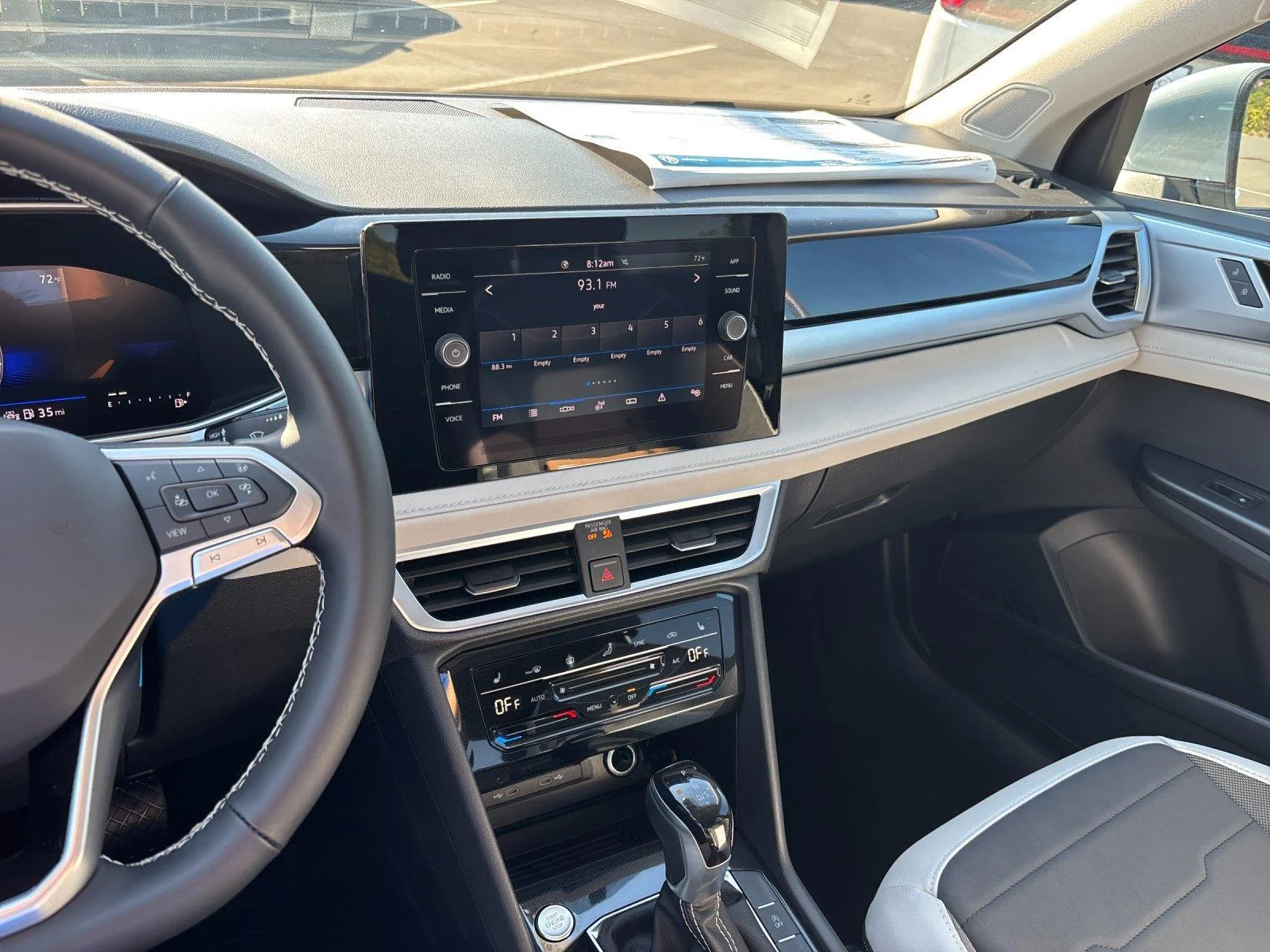New 2027 Monument Gray Volkswagen SE image 27