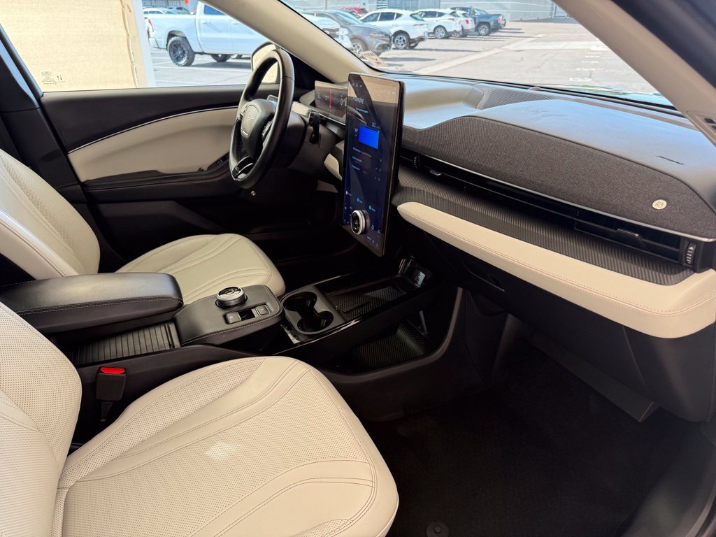 Used 2023 Vapor Blue Ford Premium image 13