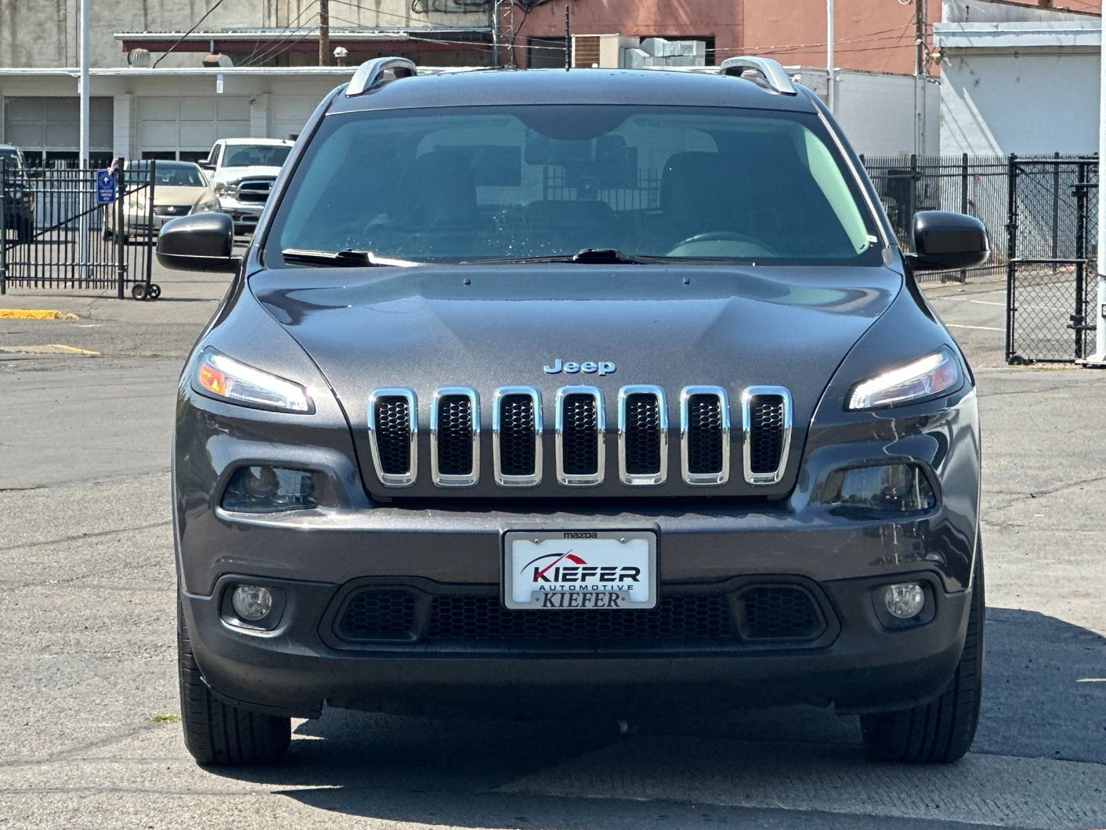 2018 Jeep Cherokee Latitude Plus - Photo 9