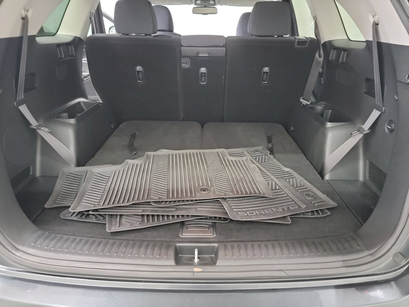 Used 2019 Gravity Grey Kia LX image 24