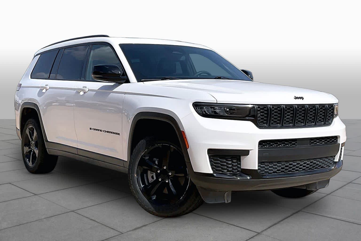 Used 2023 Bright White Clearcoat Jeep Altitude image 3