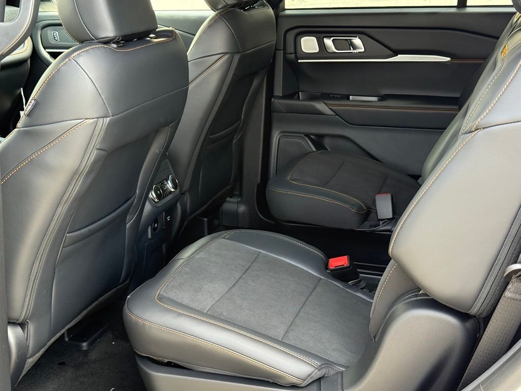 New 2026 Star White Metallic Tri-Coat Ford Tremor® image 7