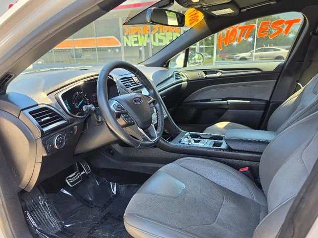 Used 2017 White Ford Sport image 20