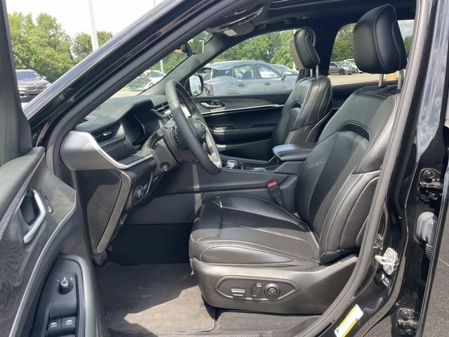 Used 2024 Black Jeep Limited image 14