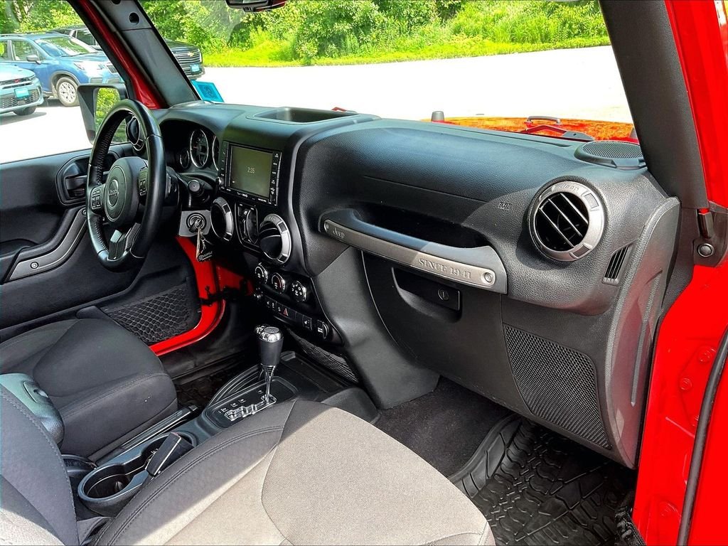 Used 2017 Red Jeep Unlimited Sport image 14