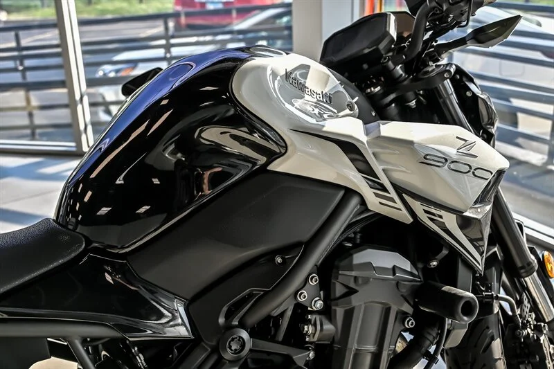 Used 2022  Kawasaki  image 9