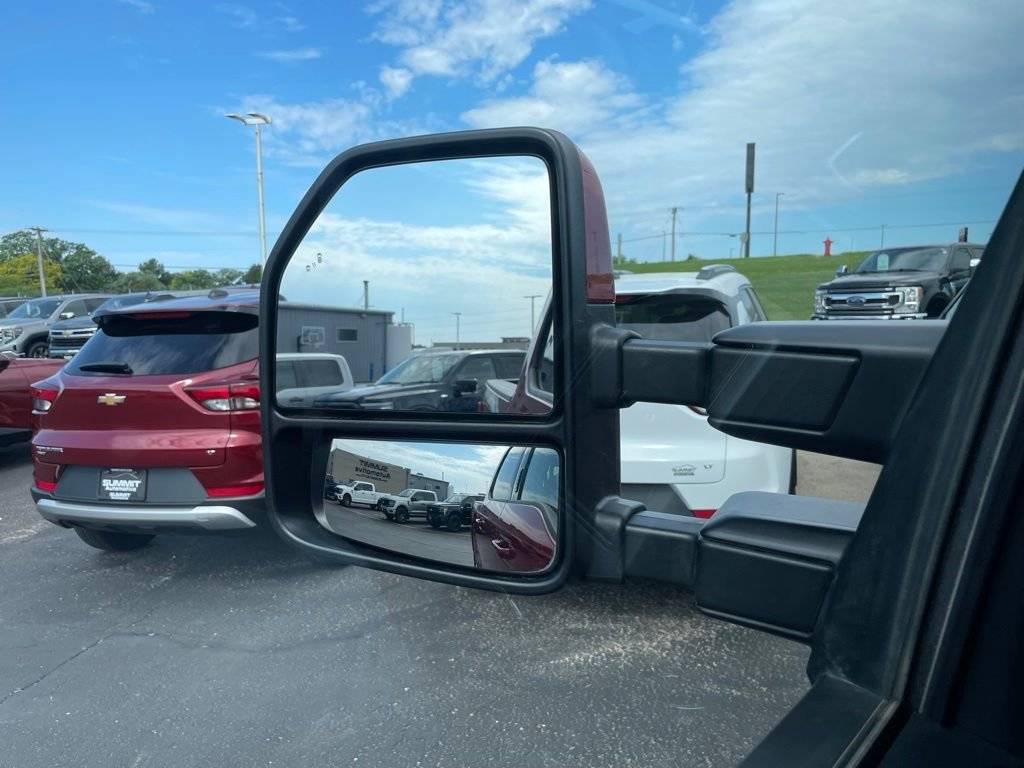 Used 2022 Red Ford Lariat image 39