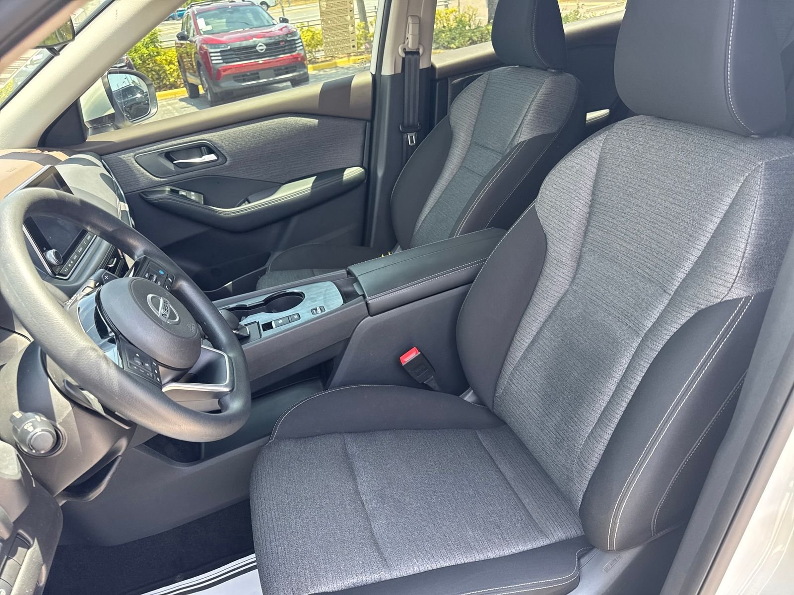 Used 2021 White Nissan SV image 24