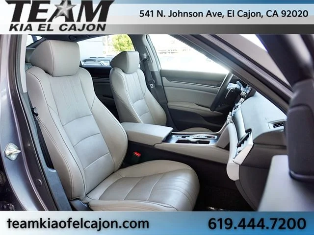 Used 2020 Gray Honda Touring image 12