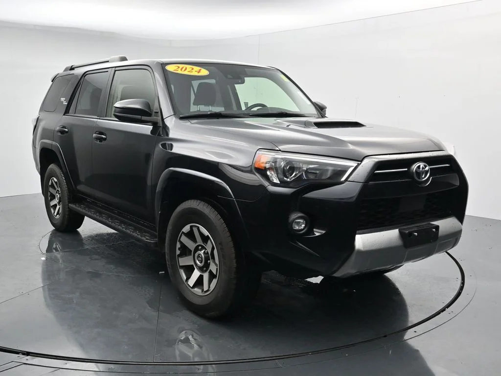 2024 Toyota 4Runner TRD Off-Road - Photo 2