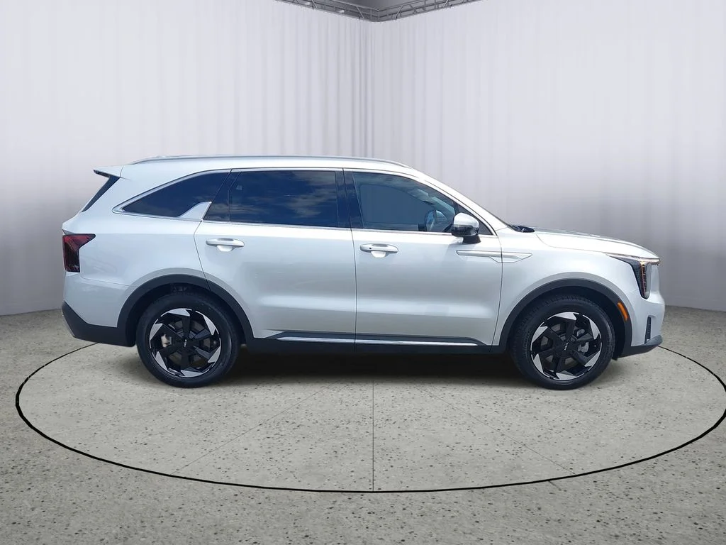 Used 2025 Silver Kia EX image 2