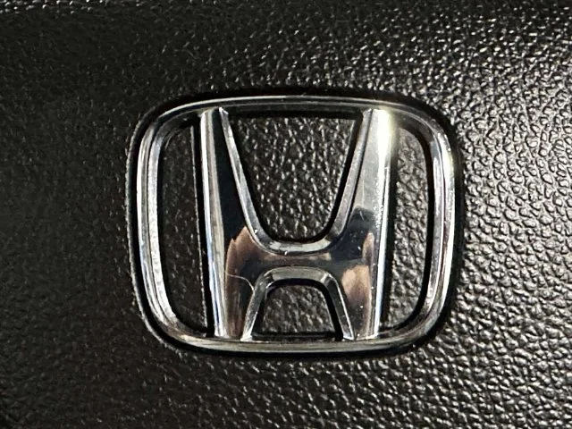 Certified Used 2023 Lunar Silver Metallic Honda AWD EX-L image 24