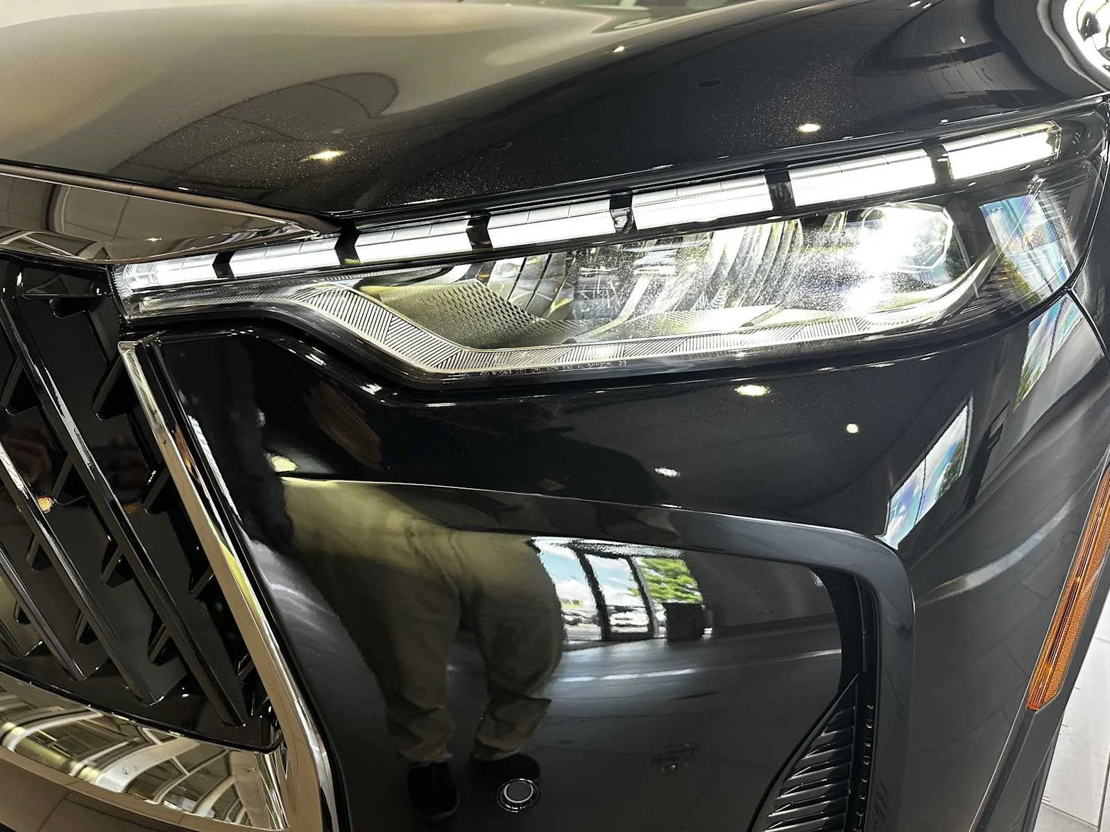 New 2027 MINERAL BLACK INFINITI Sport AWD image 5
