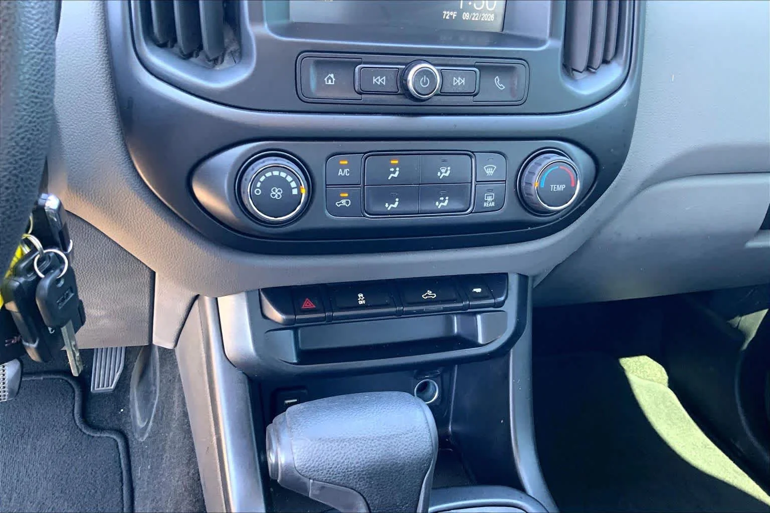 Used 2018 ONYX BLACK GMC 2WD image 31