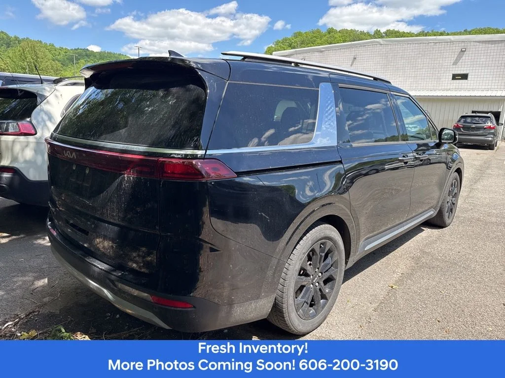 Used 2022 Black Kia SX image 6