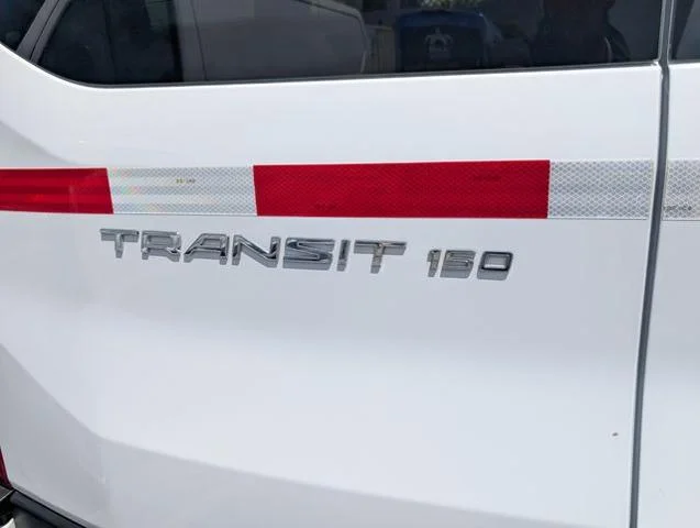 2015 Ford Transit XLT - Photo 33