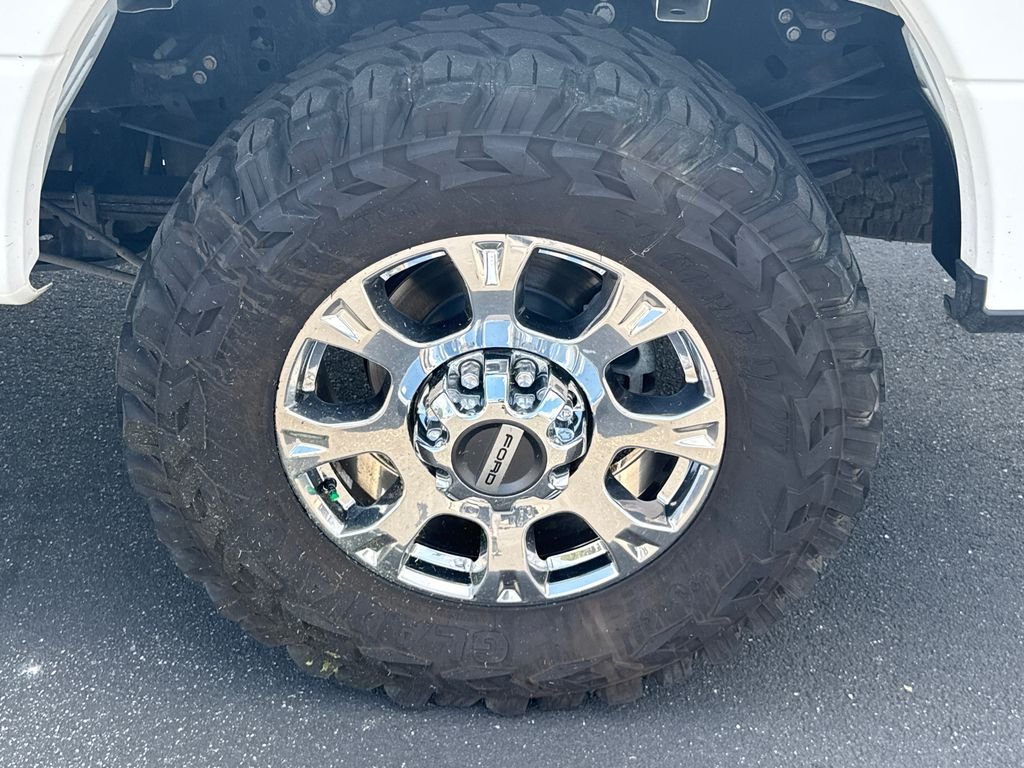 Used 2020 White Ford Lariat image 19