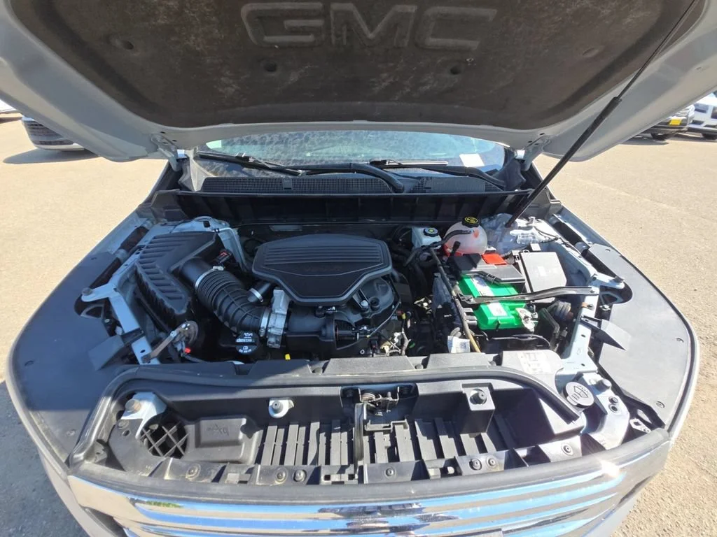 Used 2017 QUICKSILVER METALLIC GMC SLT image 24