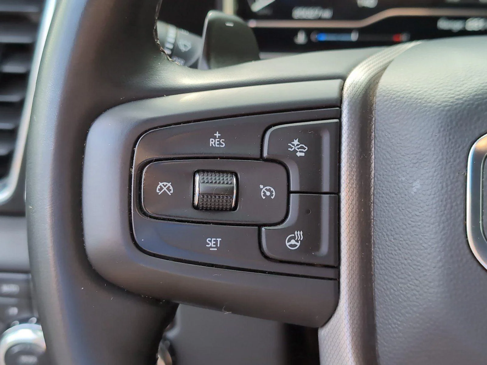 Used 2025 Downpour Metallic GMC Denali image 28